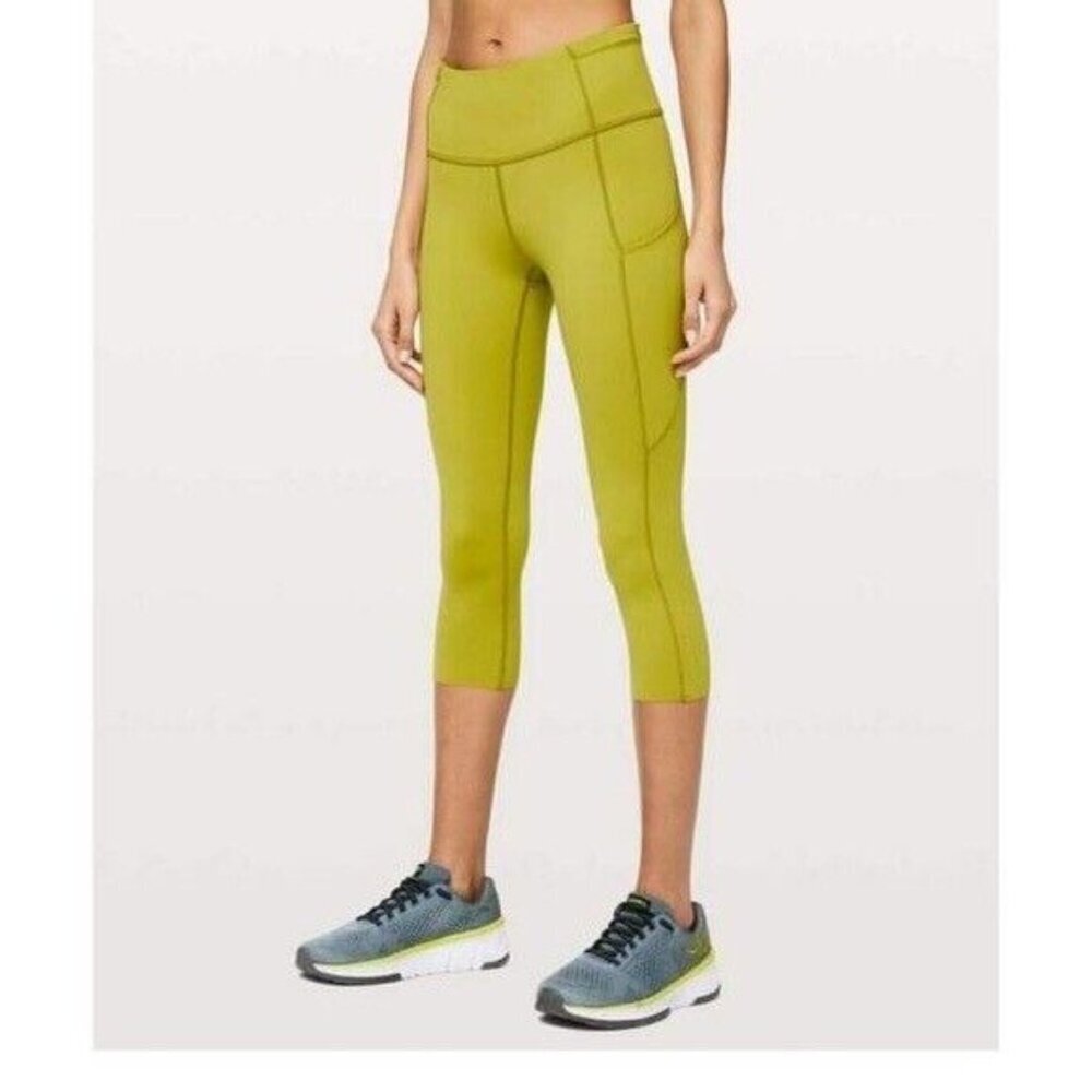 Lululemon sz 8 women Fast Free Crop II 19” Nulux Golden Lime Colour Gym Running.